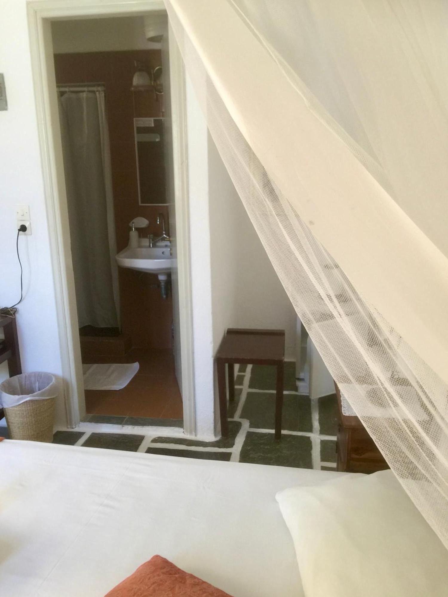 Fanivevisgarden Hotel Folégandros Buitenkant foto