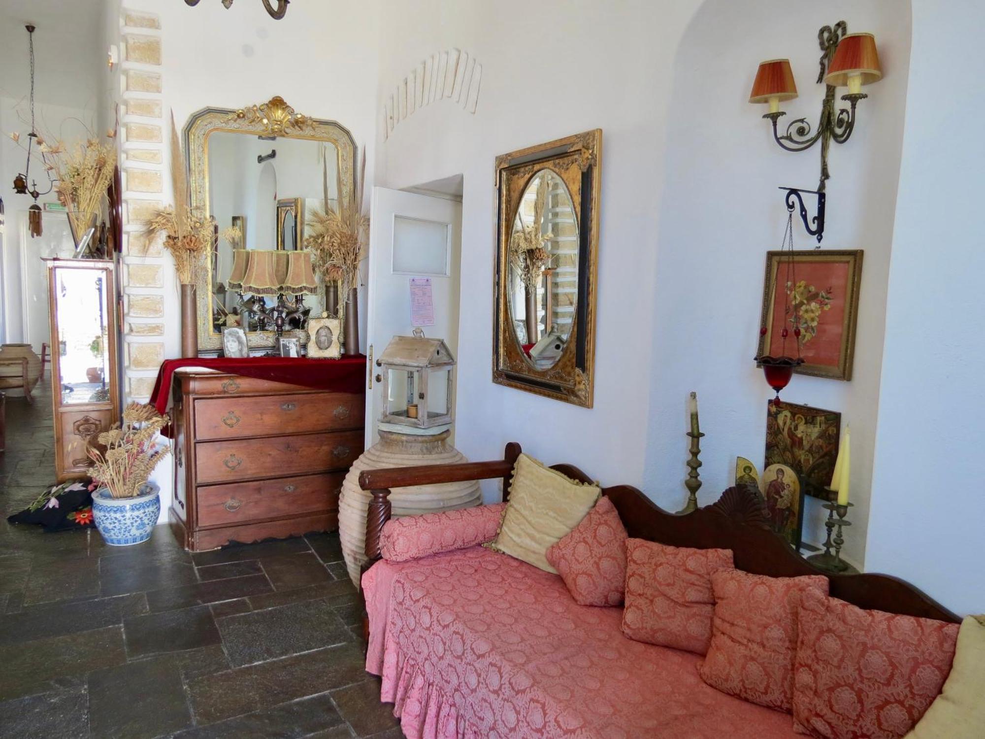 Fanivevisgarden Hotel Folégandros Buitenkant foto